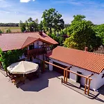 Osrodek Ukazia Holiday park