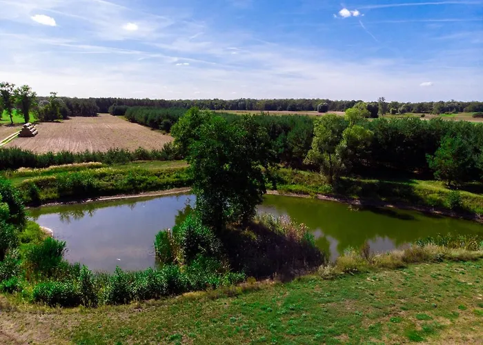 Aldeamento Turístico Osrodek Ukazia Orzechowo (Wrzesnia)