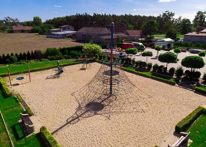 Osrodek Ukazia 假日公园 *